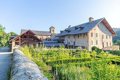 What to do in Baratier? Nature and Heritage Activities in the Hautes-Alpes